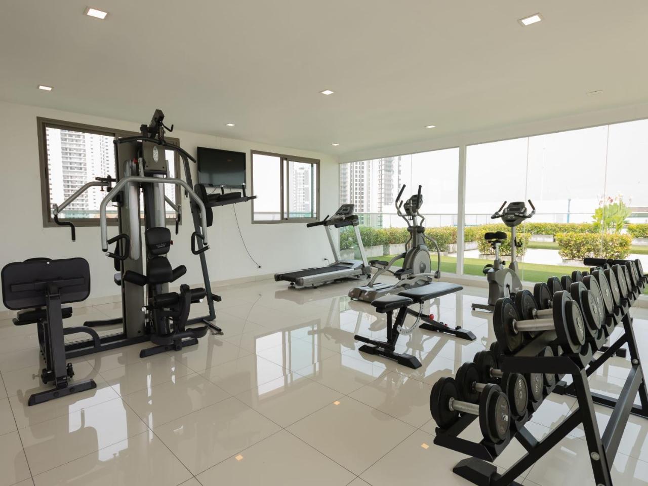 Club Royal Wongamat Apartment Pattaya Exterior foto